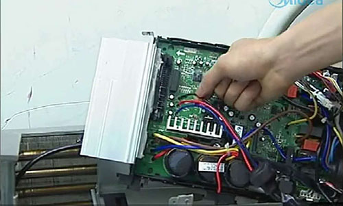 青海美的空调电话是多少